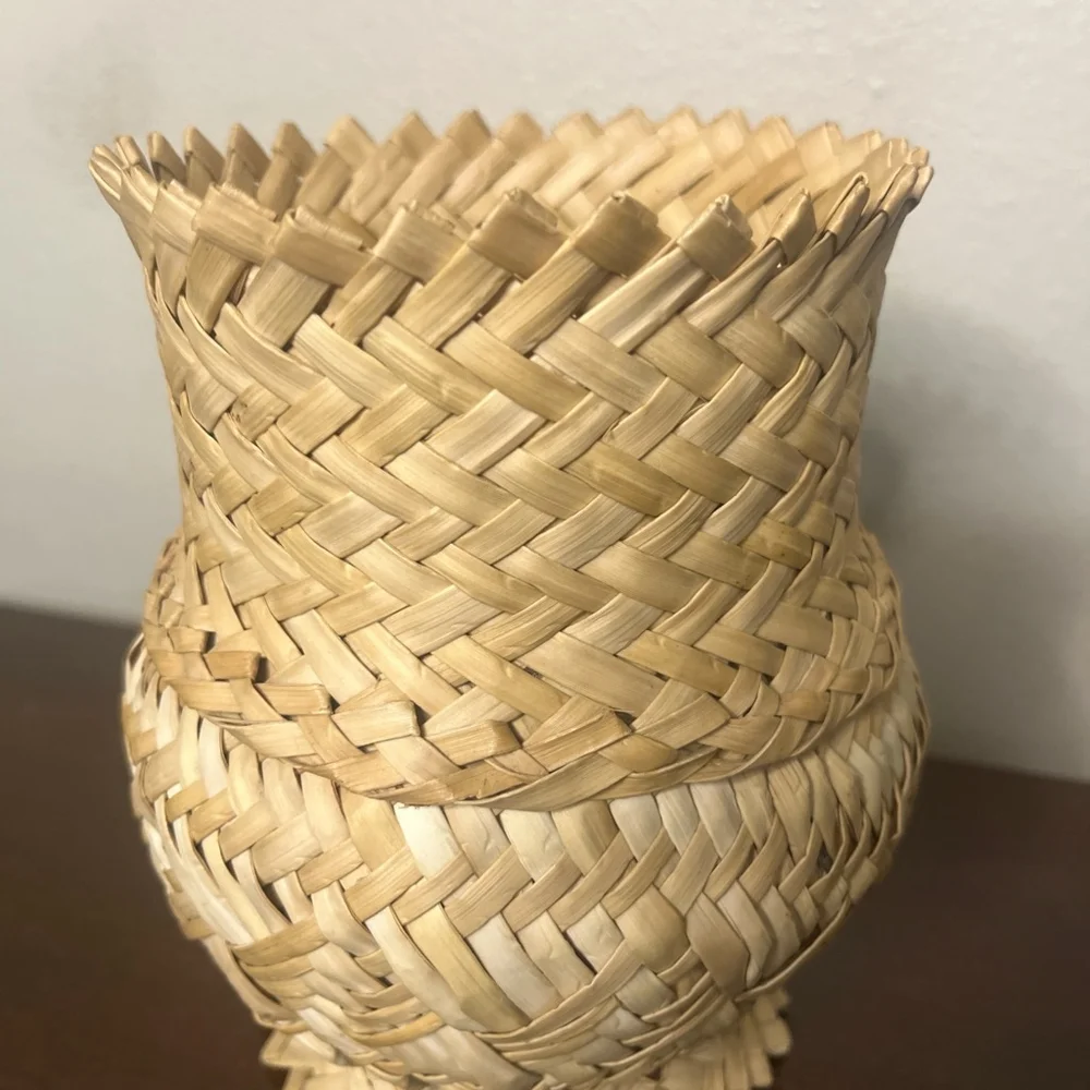 Vintage Hand Woven Natural Fiber Palm Fronds Basket 7 inches Tall Double Weave